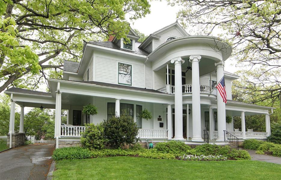 Double Oaks Bed & Breakfast Bed and Breakfast Greensboro Exterior foto